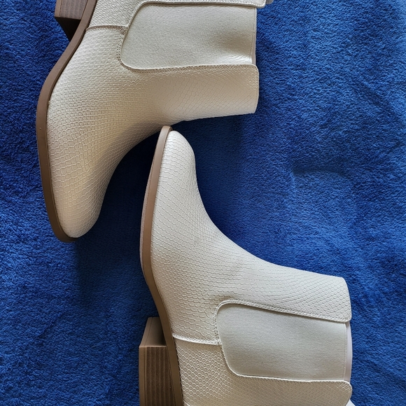Slip - on Booties EXTRA WIDE. - Picture 5 of 5